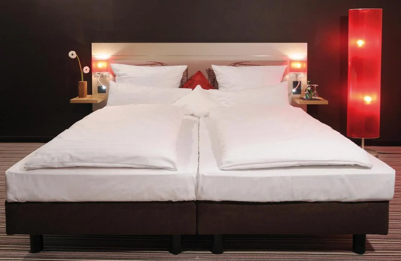 Leonardo Boutique Hotel מינכן 4*,