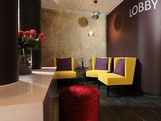Leonardo Boutique Hotel מינכן 4*,